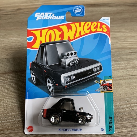 70 Dodge Charger Fast & Furious Tooned Hot Wheels Black Car FF 2024 Hotwheels ๐ - Picture 6 of 6